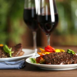 CASA ISARESCU Negru de Dragasani Vin Rosu Sec_mancaruri_vanat, livrare pe masa ta.