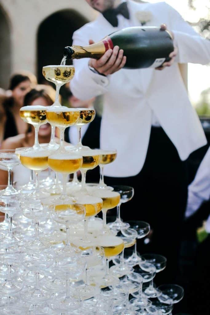 wedding-champagne-tower-beau.ro