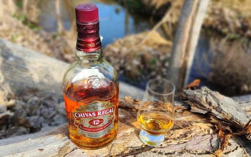 Chivas Regal Whisky pret ieftin magain bauturi Beau.ro