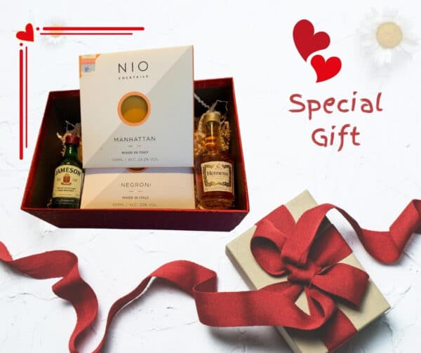 Eleganta in plic si pahar cadouri valentine, ziua indragostitilor cu livrare la usa, firma si acasa.